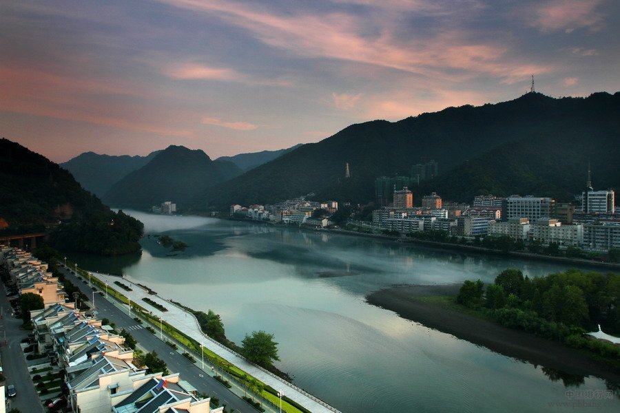 中国十大最美生态水域之：新安江