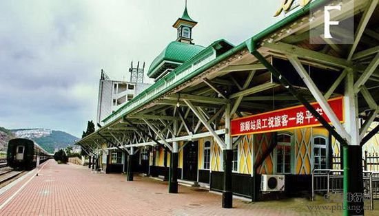 中国最美的十个火车站