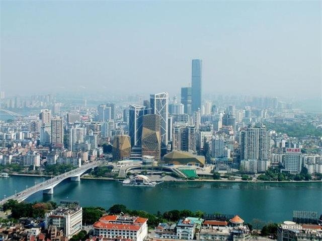 中国干净城市排行榜，广西这城市入围前5，有山清水秀美誉